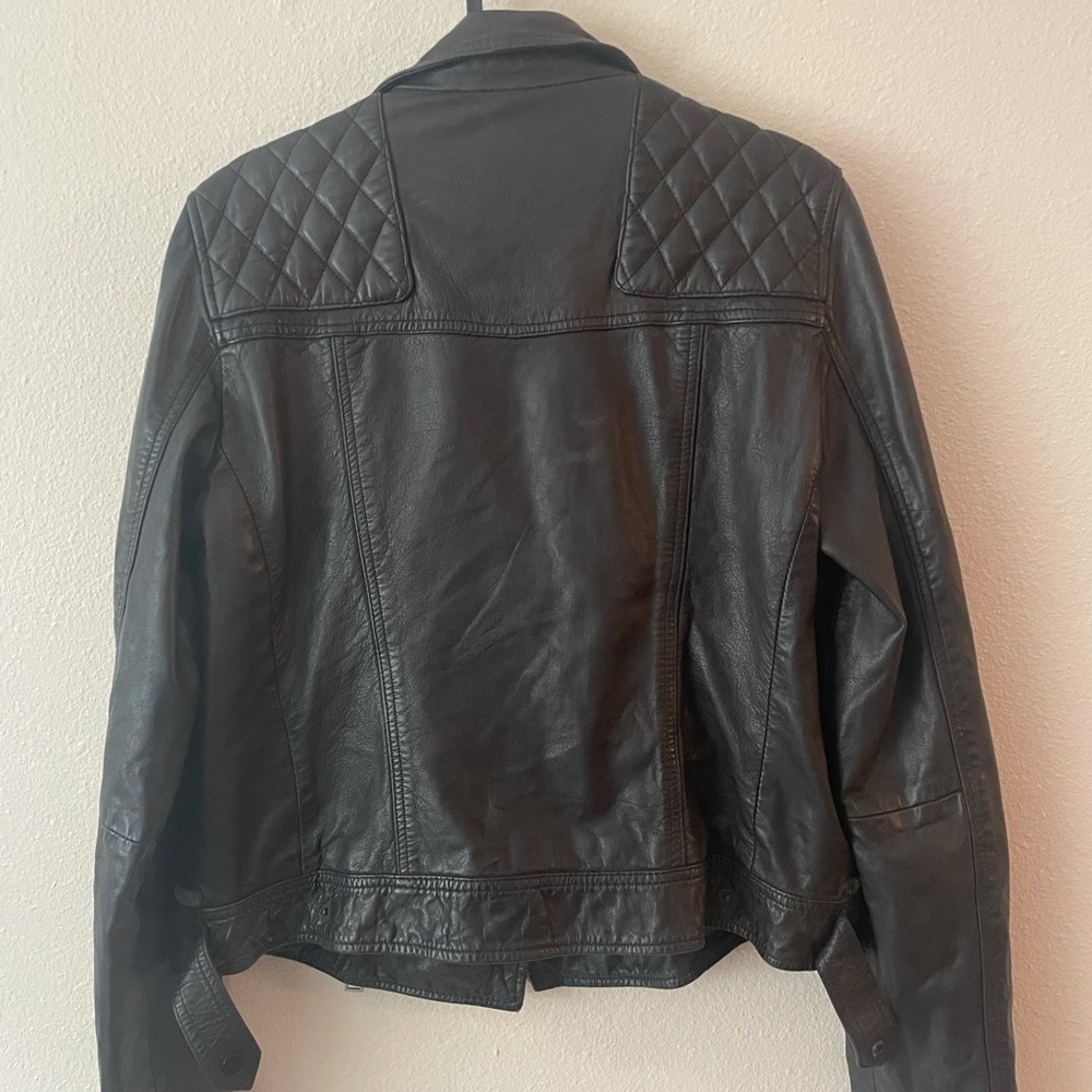 NEW ALL SAINTS LEATHER JACKET WITH QUILTED SHOULDERS AND BLACK HARDWARE!! - Picture 7 of 9